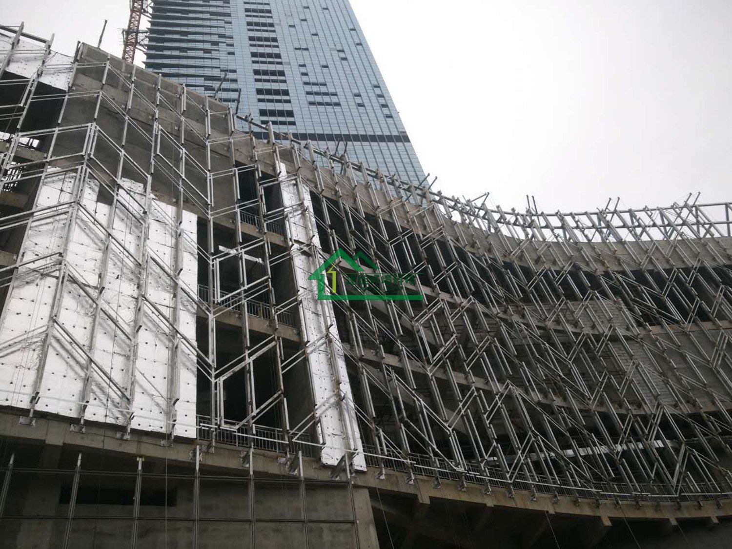 深圳市众冠时代广场幕墙隔热保温工程